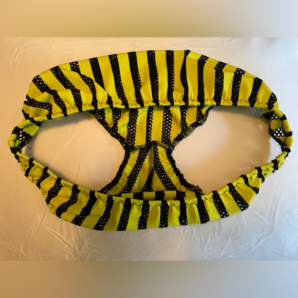 Striped Yellow and Black Men's Swim Briefs - Picture 4 of 7